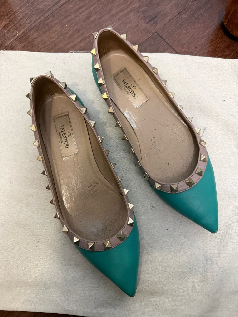 Valentino Turquoise Pointed Rockstud Leather Flats